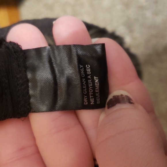 2OH black blouse - Picture 9 of 10